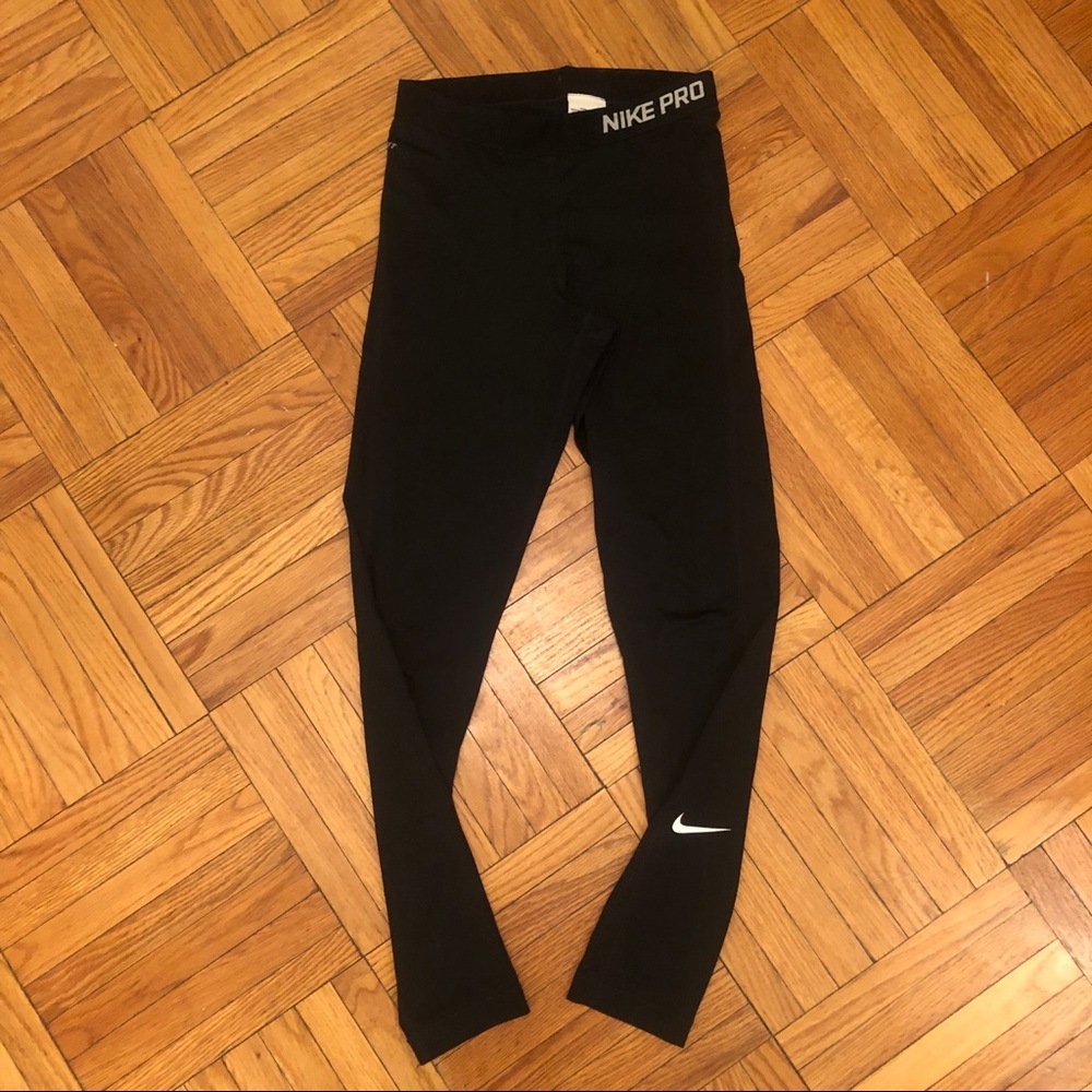 Women’s Nike Pro Full-Length Training Tights - M